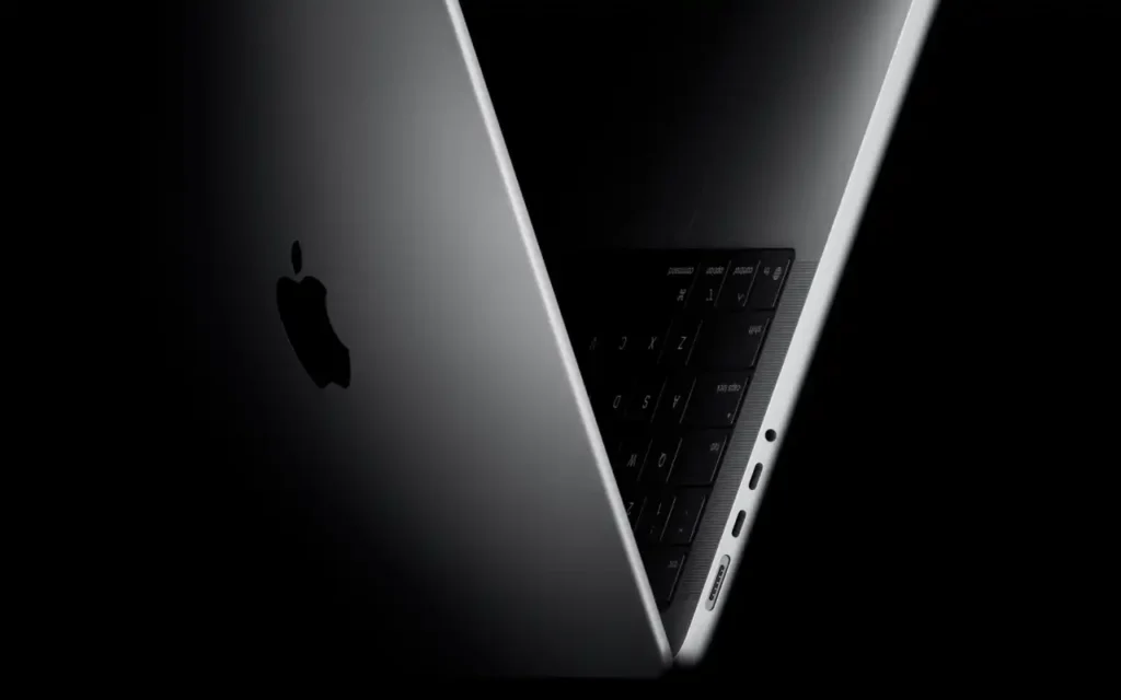 MacBook Pro M5